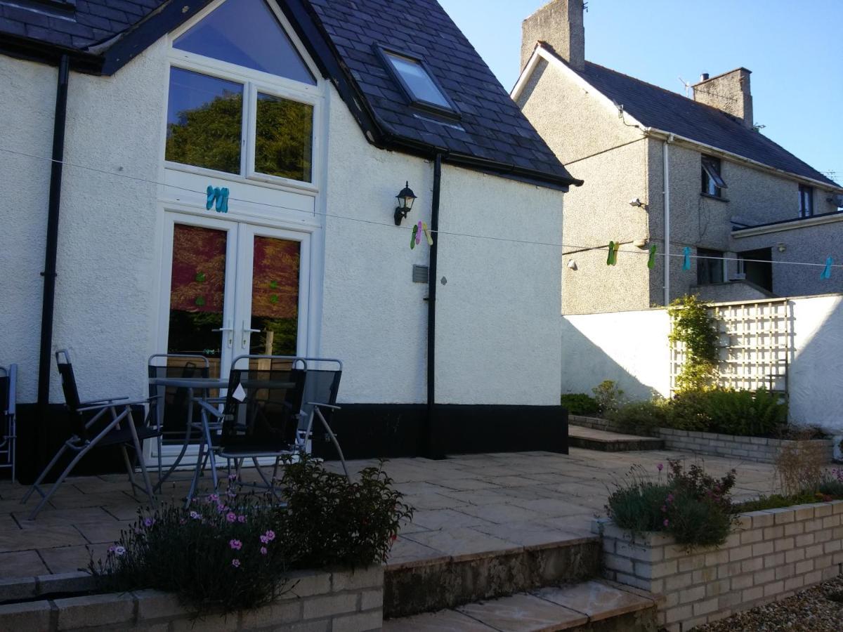 The Old School Caeathro, Snowdon, Eryri And Yr Wydffa Cottages كارنارفون المظهر الخارجي الصورة